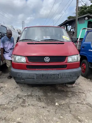 Volkswagen Transporter 2004 Red