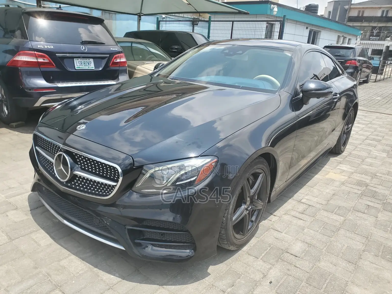 Mercedes-Benz E400 2017 Black