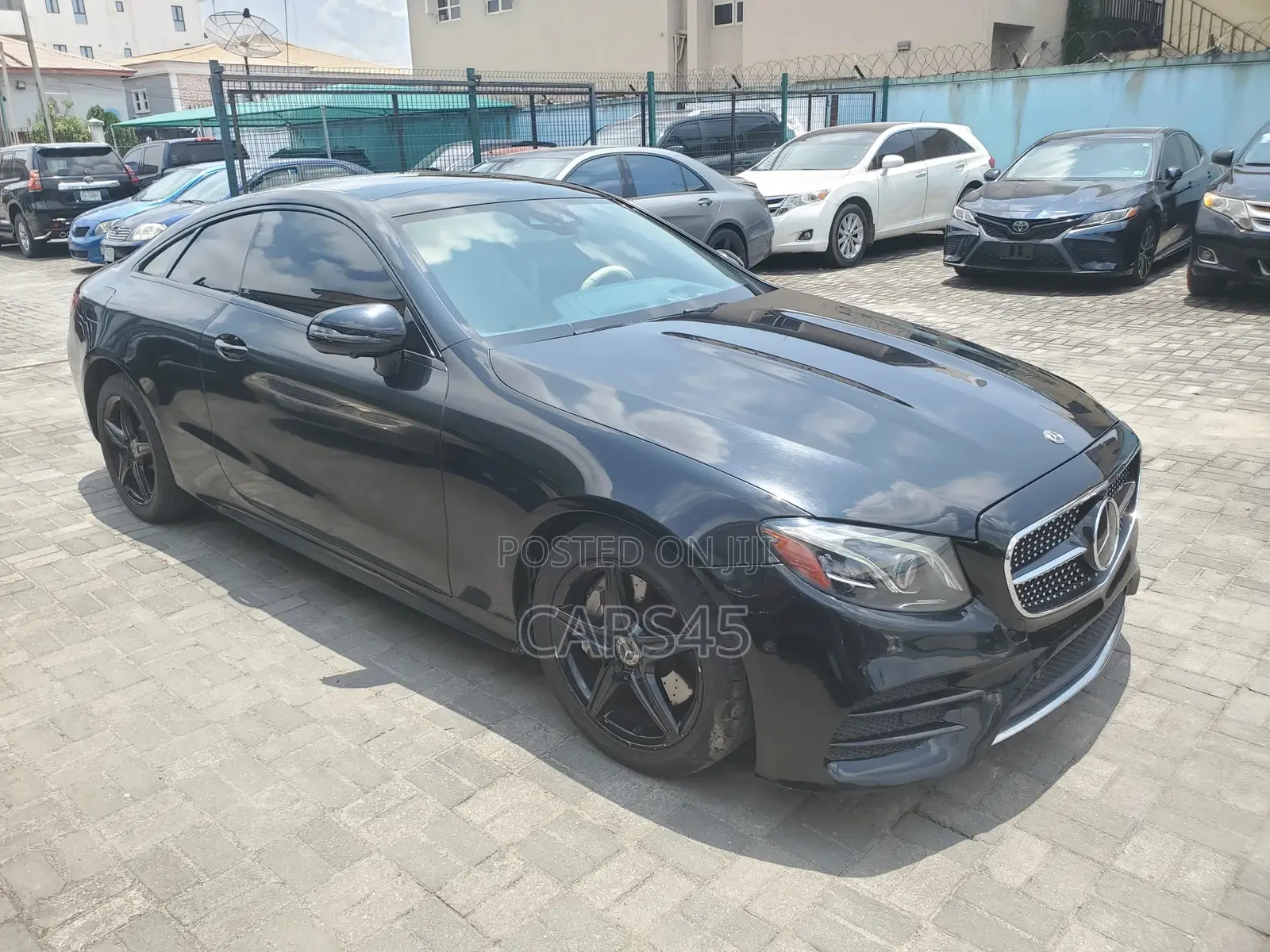 Mercedes-Benz E400 2017 Black