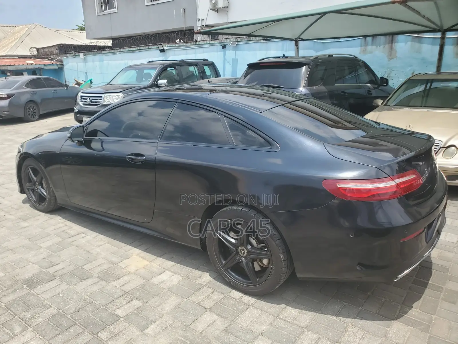 Mercedes-Benz E400 2017 Black