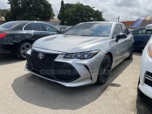 Toyota Avalon XSE Nightshade 2021 Silver