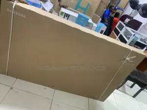 Advanced Smart Features: Samsung 75" Q8F QLED TV