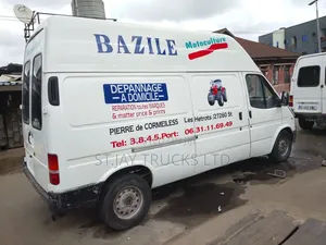 Ford Transit 2004 White