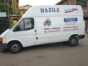 Ford Transit 2004 White