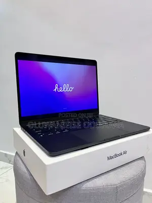 Laptop Apple MacBook Air 2022 M2 8GB Apple M2 SSD 256GB