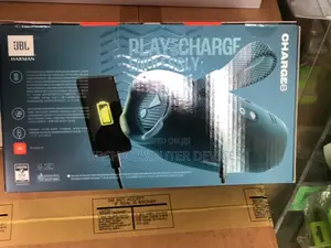 JBL Charge6