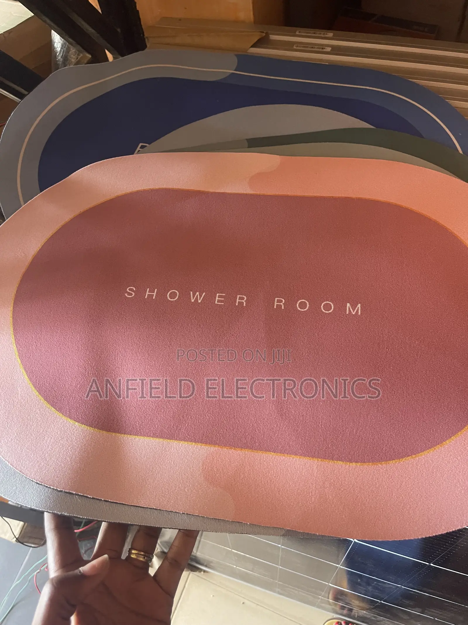 Water -Absorbent Bathroom Mat