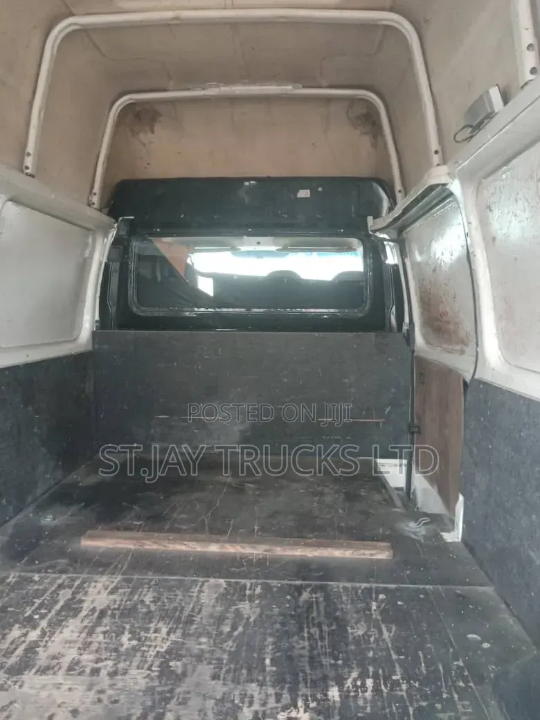 Ford Transit 2004 White