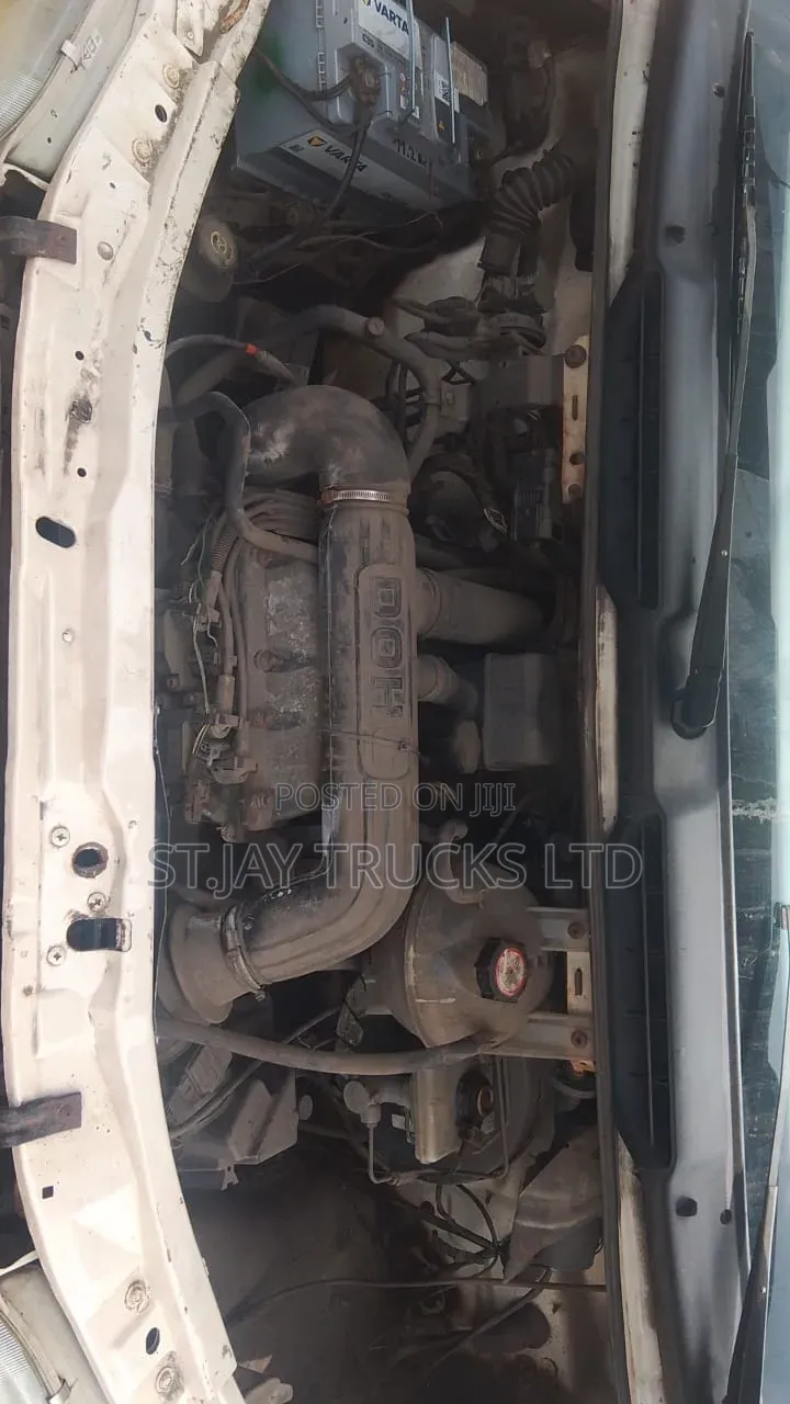 Ford Transit 2004 White