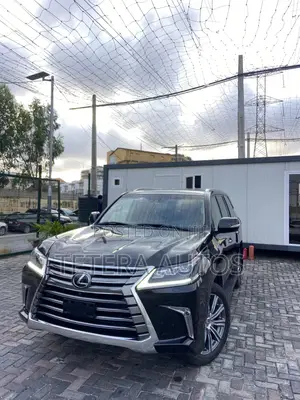 Lexus LX 570 (5 seats) AWD 2017 Black