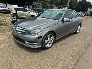 Mercedes-Benz C300 Luxury 4Matic Sedan AWD (3.5L 6cyl 7A) 2014 Gray