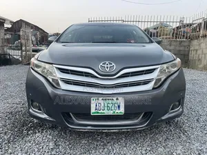 Toyota Venza 2010 Gray