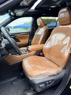 Toyota Highlander Platinum 2022 Black