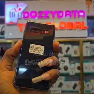 Samsung Galaxy S10 128 GB Black