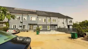 3bdrm Duplex in Idu Industrial for sale
