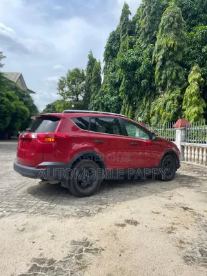 Toyota RAV4 2014 Red
