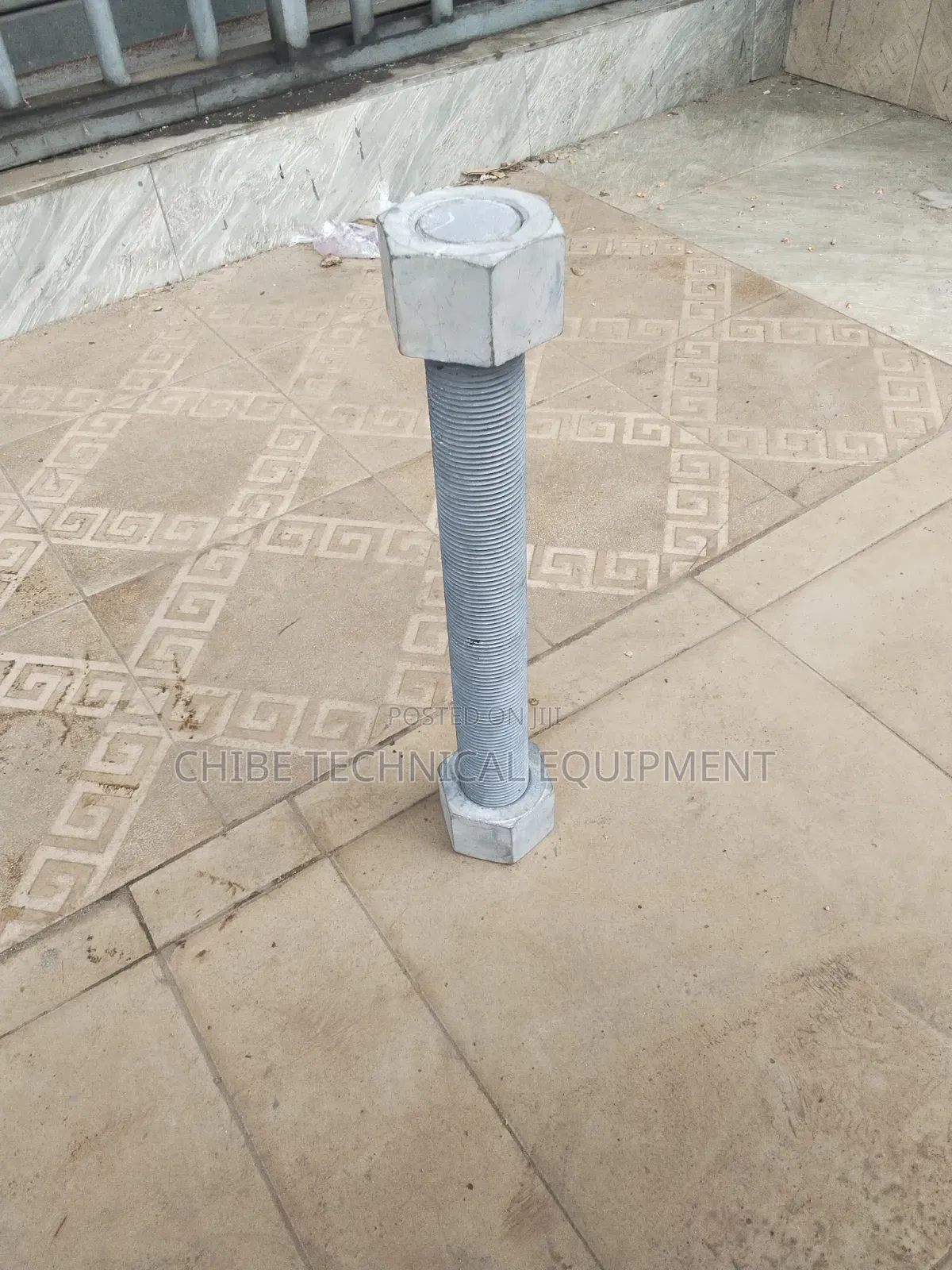 2.1/4 X 275mm Hot Dip Galvanized Stud Bolt