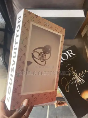 Luxury Fur Book – Dior | Tom Ford | Louis Vuitton