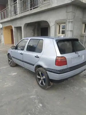 Volkswagen Golf 1.6 Automatic 2001 Silver