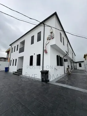 3bdrm Block of Flats in Ifako-Gbagada for rent