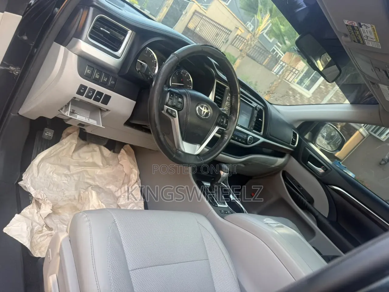 Toyota Highlander 2015 Black