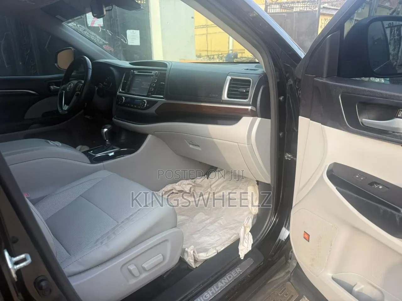 Toyota Highlander 2015 Black