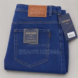 Straight Cut Classic Jeans