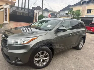 Toyota Highlander 2015 Gray