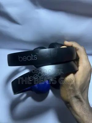 Apple Beats Solo Pro
