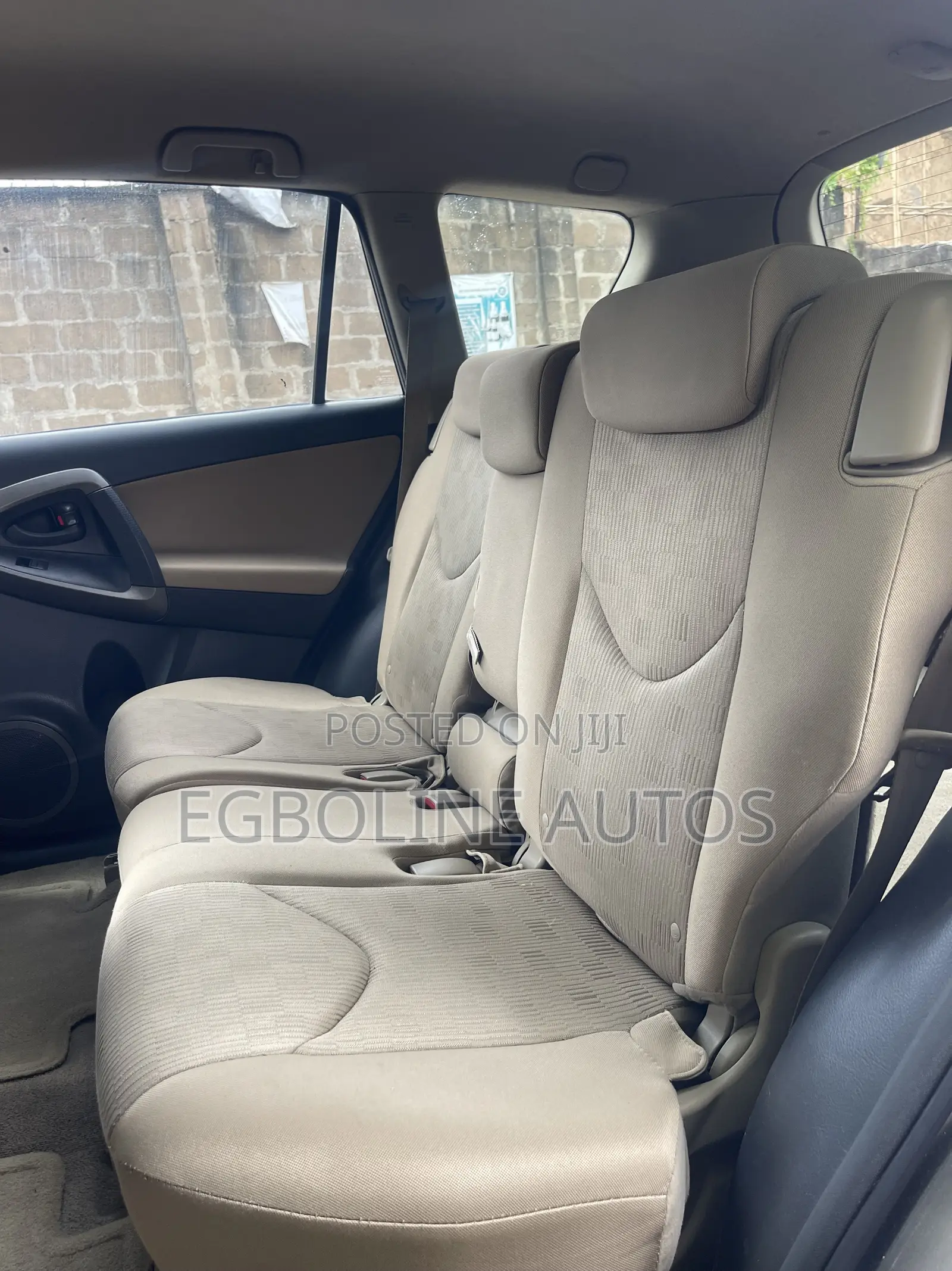 Toyota RAV4 2.5 2010 Gray