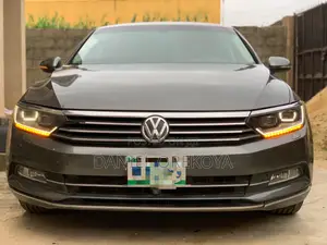 Volkswagen Passat 1.8T S 4dr Sedan (1.8L 4cyl) 2016 Gray