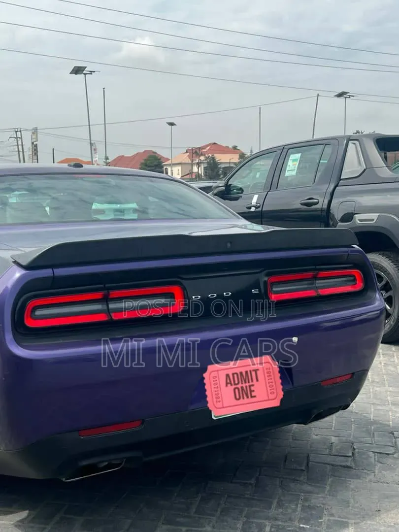 Dodge Challenger 2016 Blue