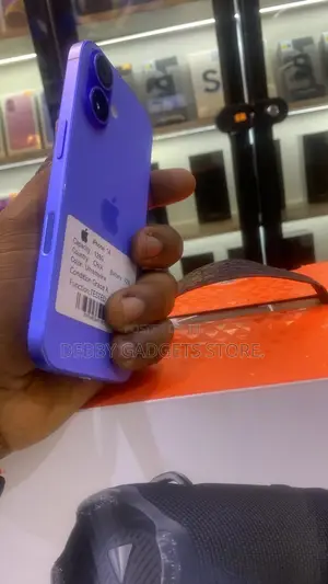 Apple iPhone 16 128 GB Blue