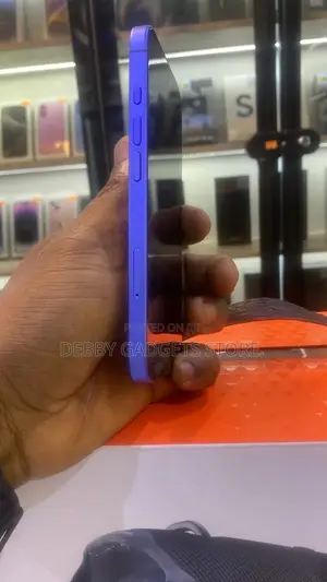 Apple iPhone 16 128 GB Blue