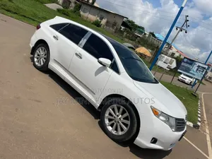 Toyota Venza 2010 White