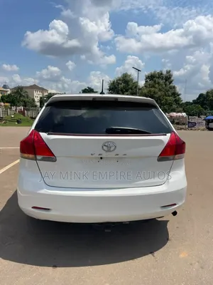 Toyota Venza 2010 White