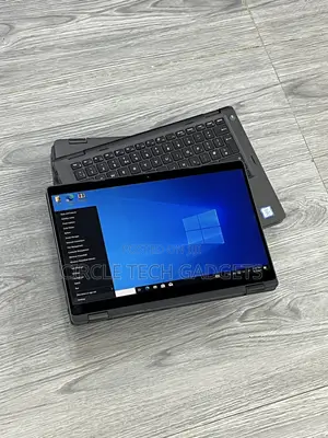 Laptop Dell Latitude 5300 2-in-1 8GB Intel Core i7 SSD 256GB