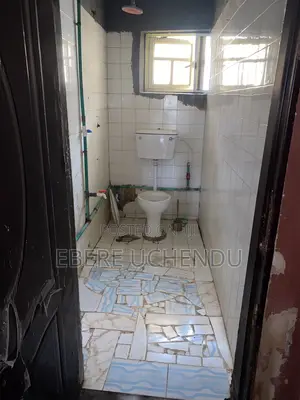 3bdrm Block of Flats in Aguda / Surulere for rent