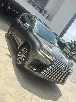 Lexus LX 600 2022 Gray