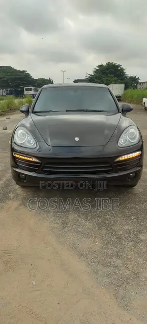 Porsche Cayenne 2013 Black