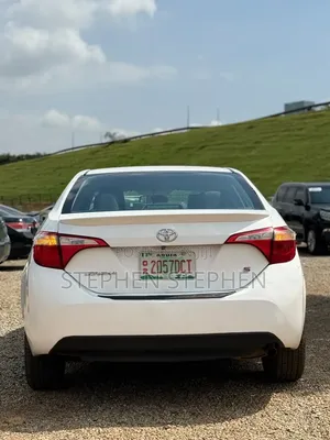 Toyota Corolla 2015 White