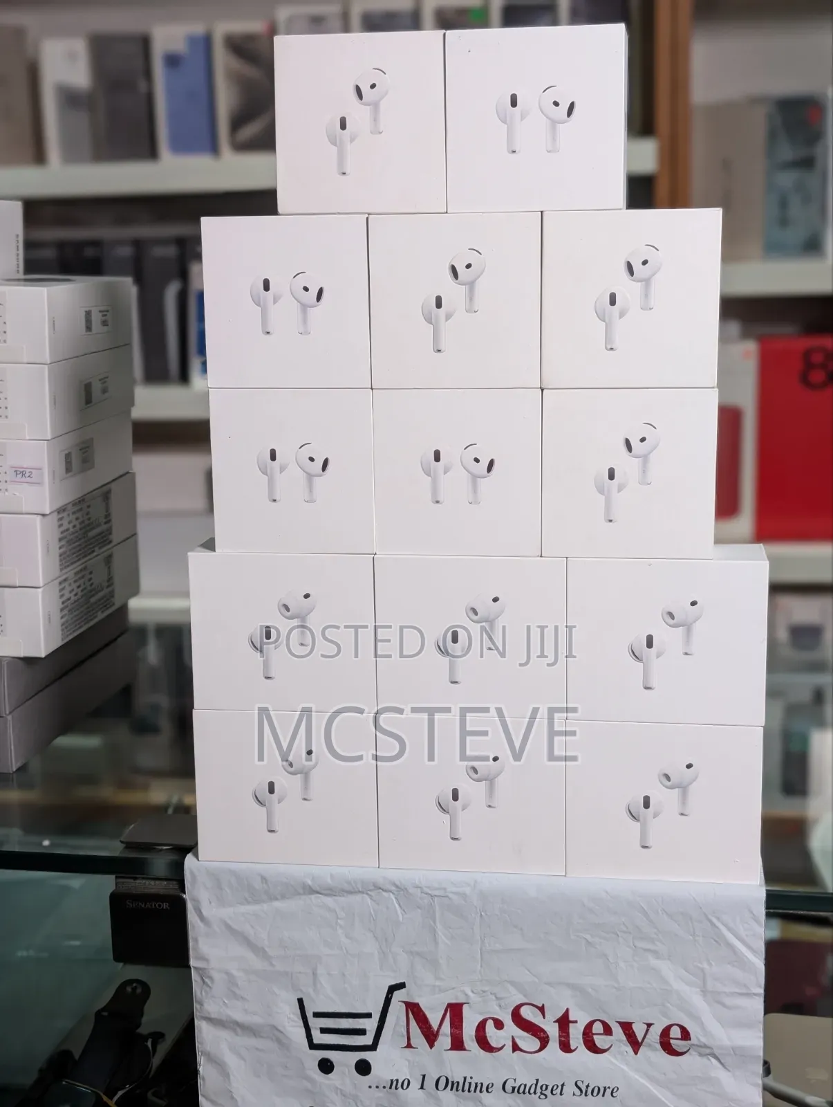 Apple Airpods 4 With Active Noise Cancellation