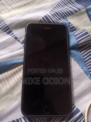 Apple iPhone 7 Plus 32 GB Gray