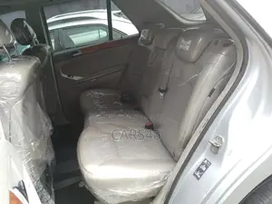 Mercedes-Benz M Class 2010 Silver