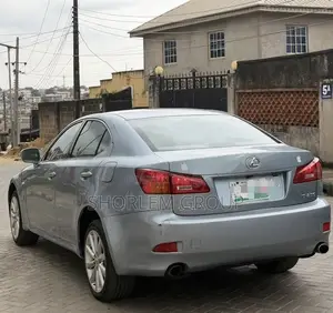 Lexus IS 2008 Blue
