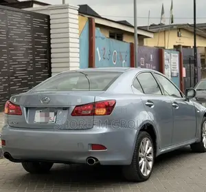 Lexus IS 2008 Blue