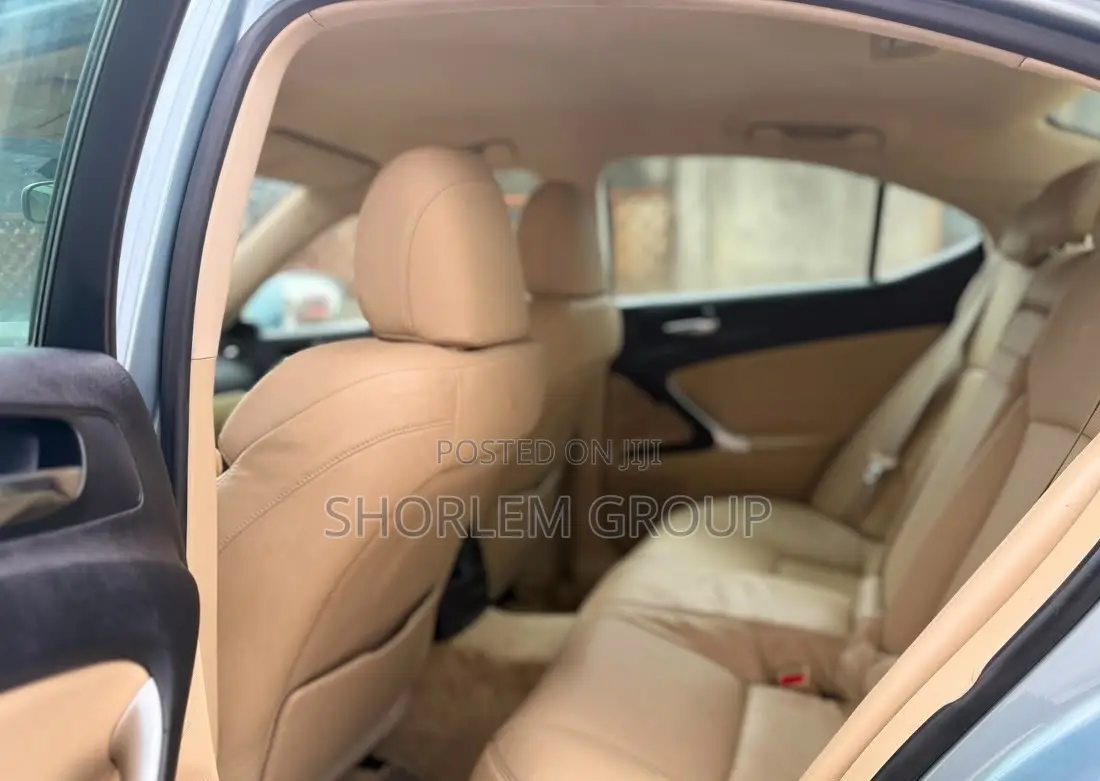 Lexus IS 2008 Blue
