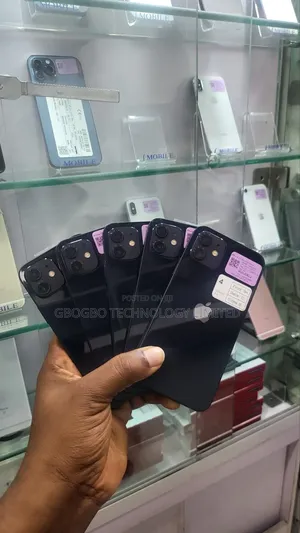Apple iPhone 12 64 GB Black