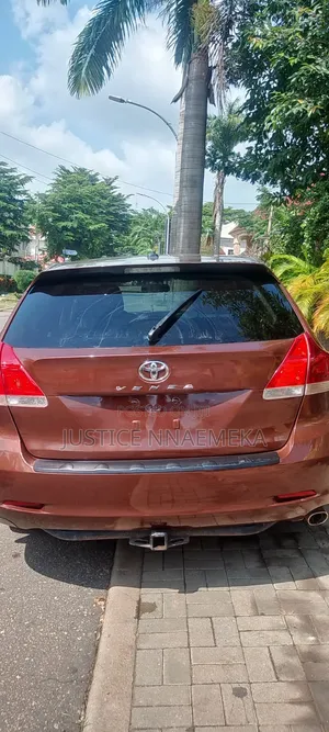 Toyota Venza 2011 Maroon