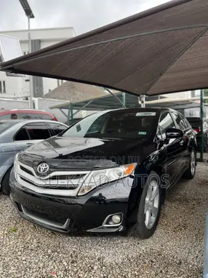 Toyota Venza XLE 2010 Black